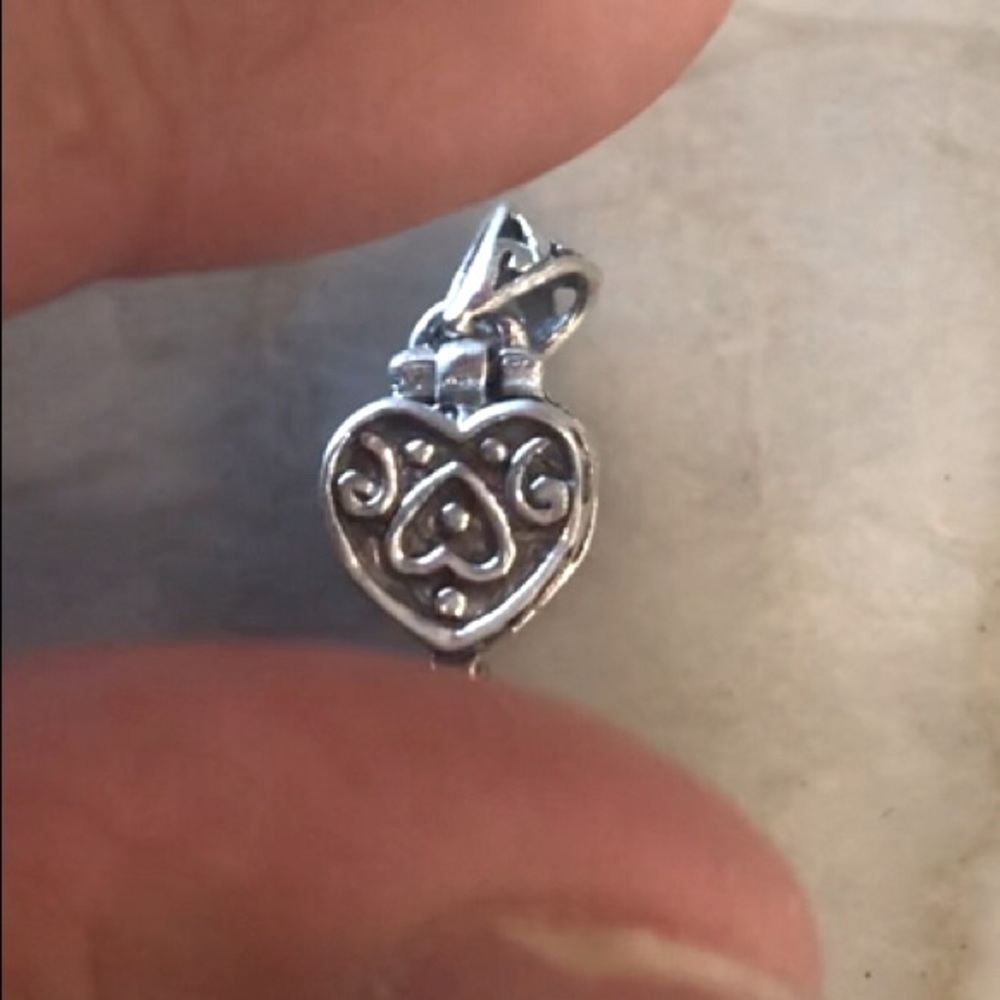 Beautiful silver Necklace